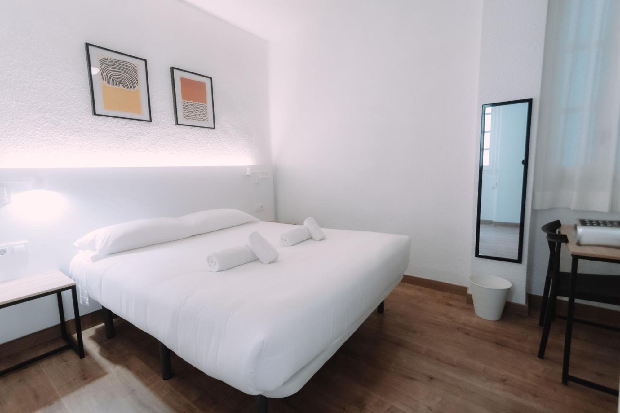 Concept Rooms Valencia Luaran gambar