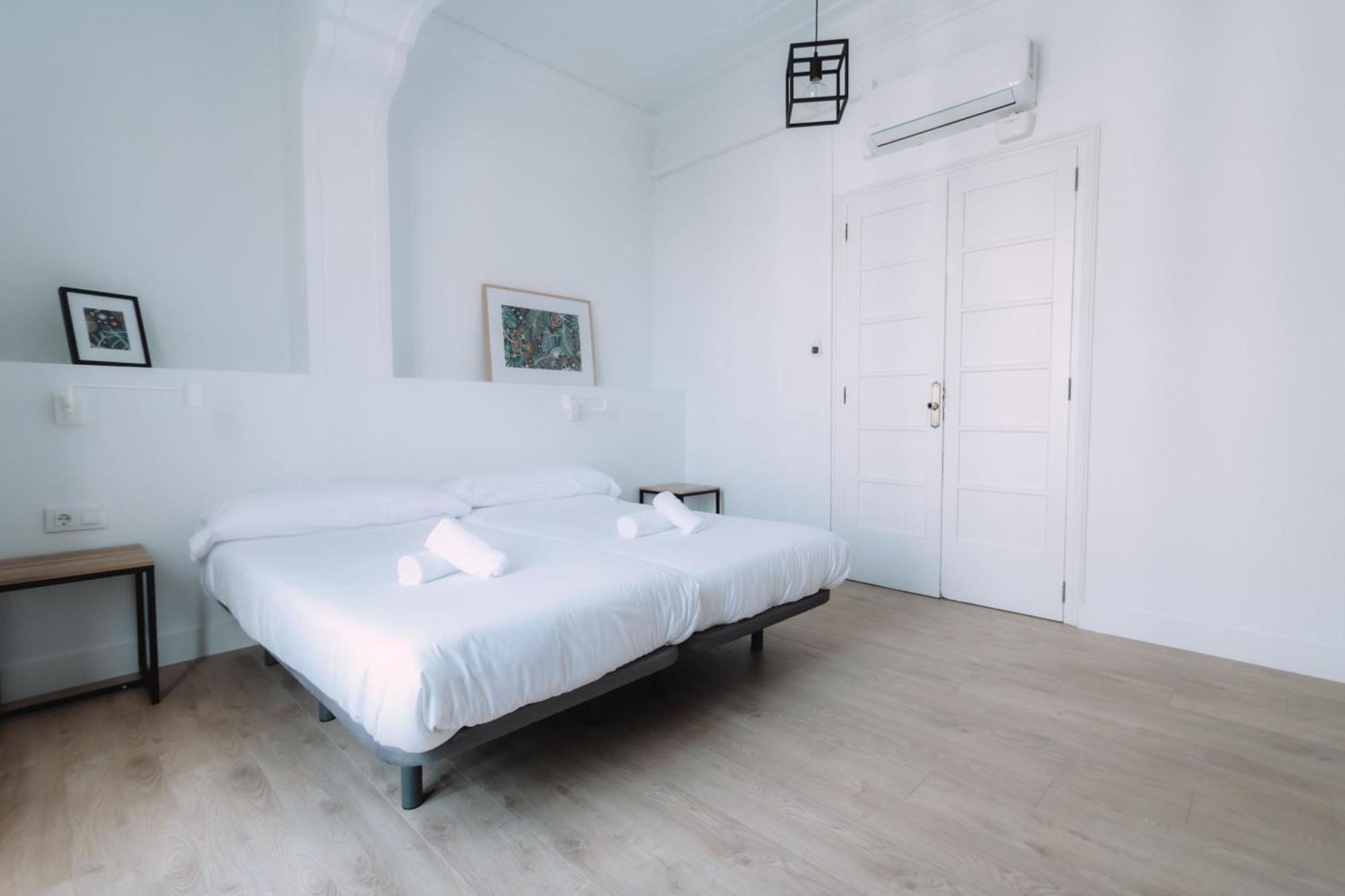 Concept Rooms Valencia Luaran gambar